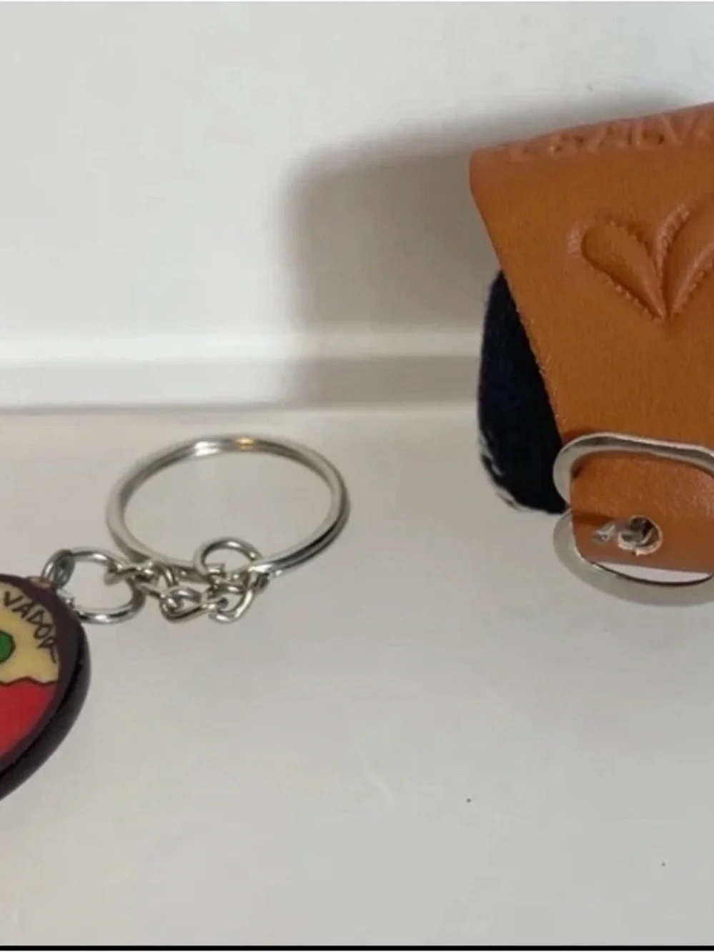 Two Keychains El Salvador Backpack Art Design Travel Souvenir Backpacker